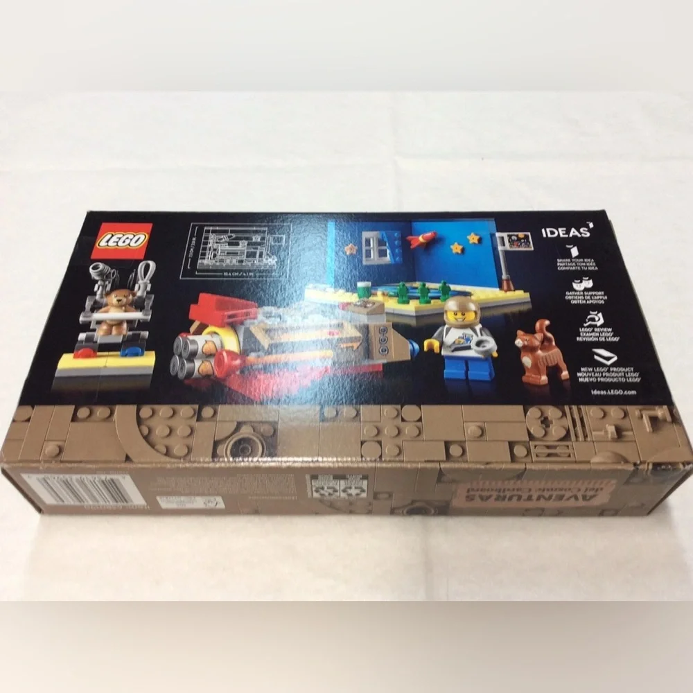 2022 LEGO Ideas Set 40533 Cosmic Cardboard Adventures Exclusive Limited Edition - Picture 3 of 3